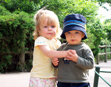 Cousins Isabelle & Max